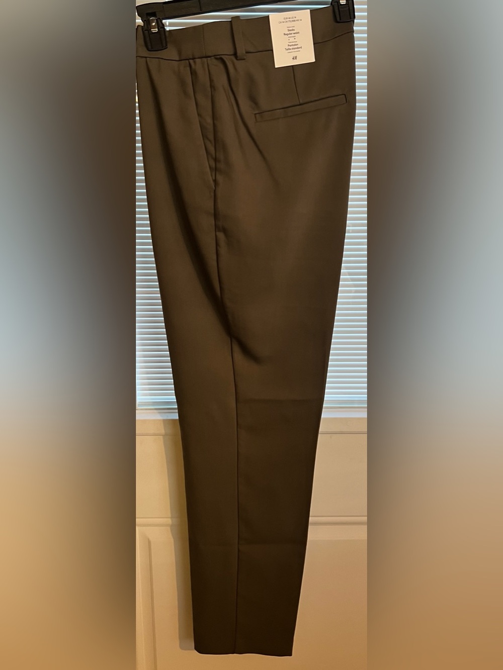 H&M Women's Slim Dress Pants in Olive Green - Size 14